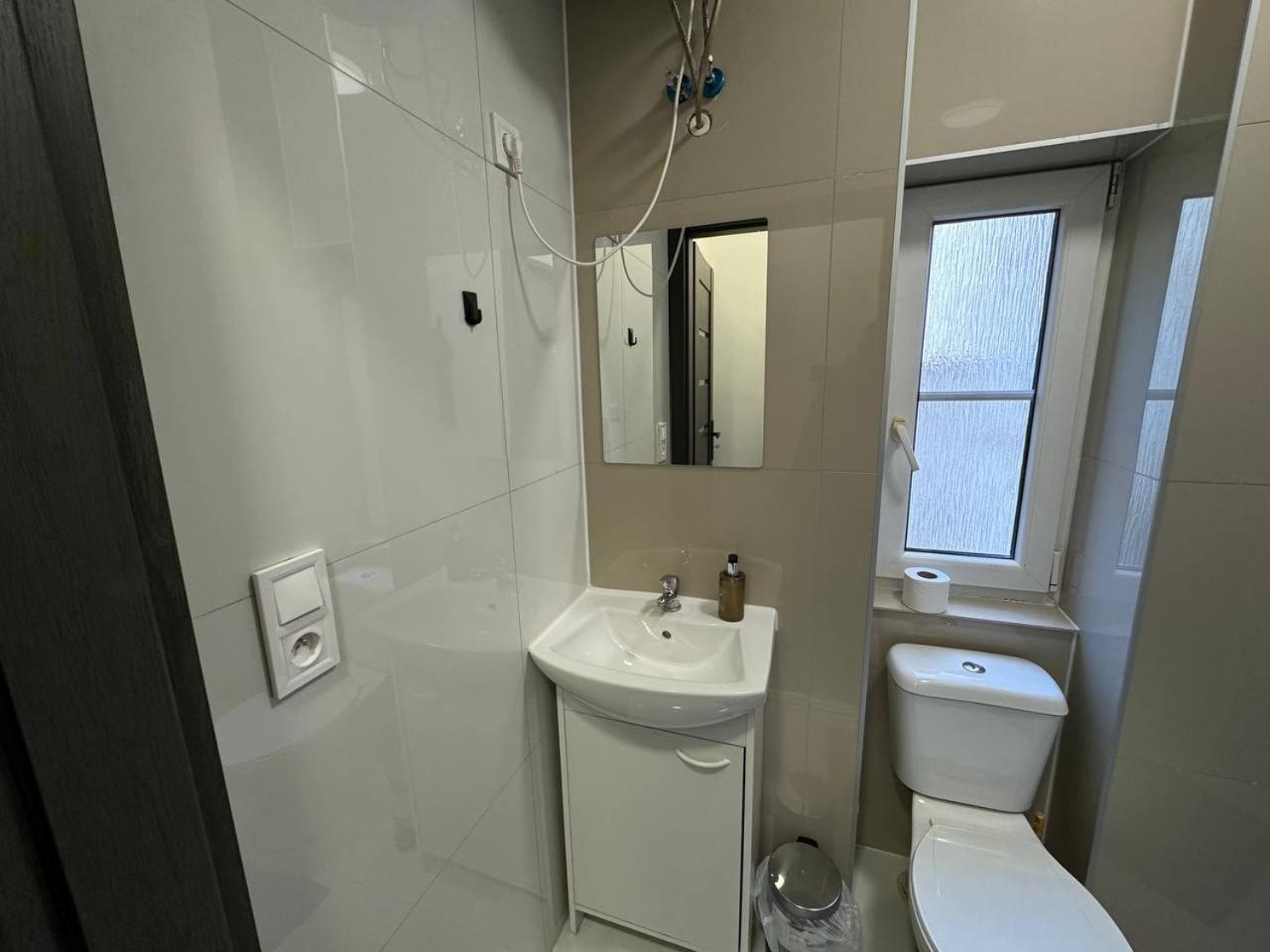 Cozy Corner Apartment Praha Bagian luar foto